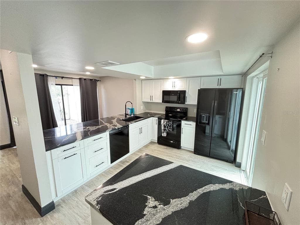 4364 OUTRIGGER LANE, TAMPA, FL 33615 — zdjęcie 5