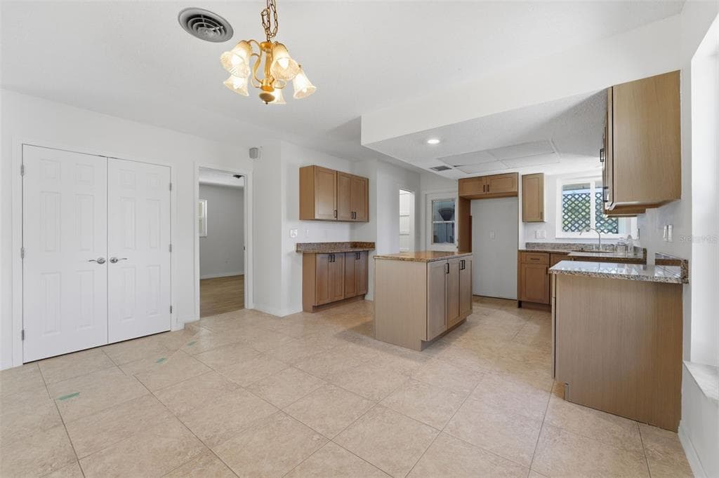 316 S MANGO STREET, ENGLEWOOD, FL 34223 — zdjęcie 3