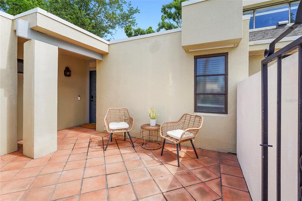 2383 LAKESIDE MEWS # D3, SARASOTA, FL 34235 — zdjęcie 2