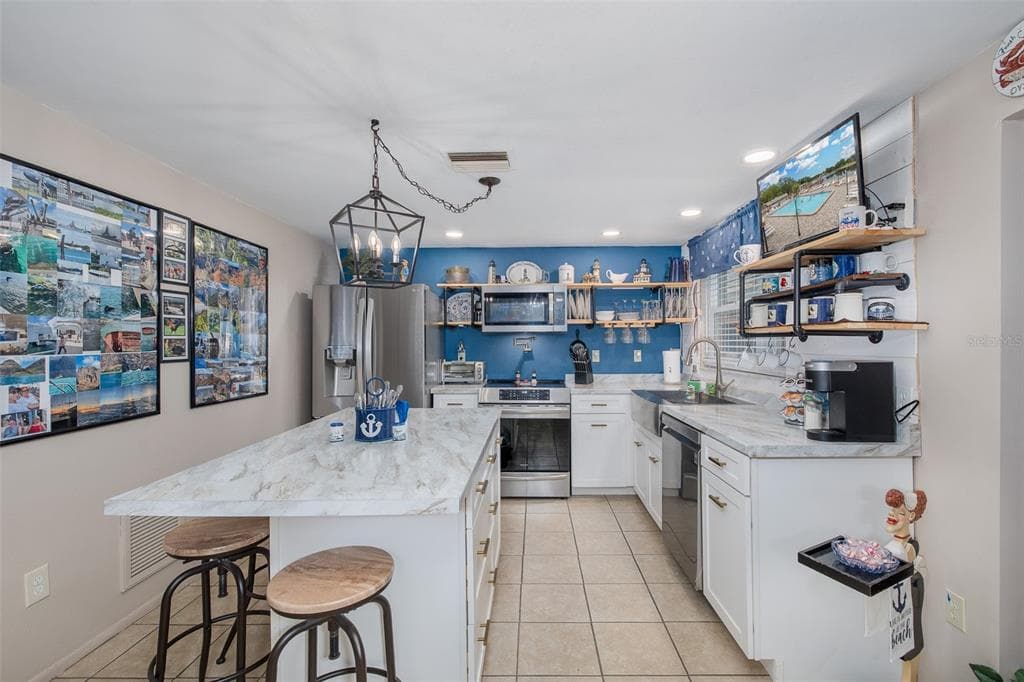 8225 SAN FELIPE COURT, PORT RICHEY, FL 34668 — zdjęcie 4