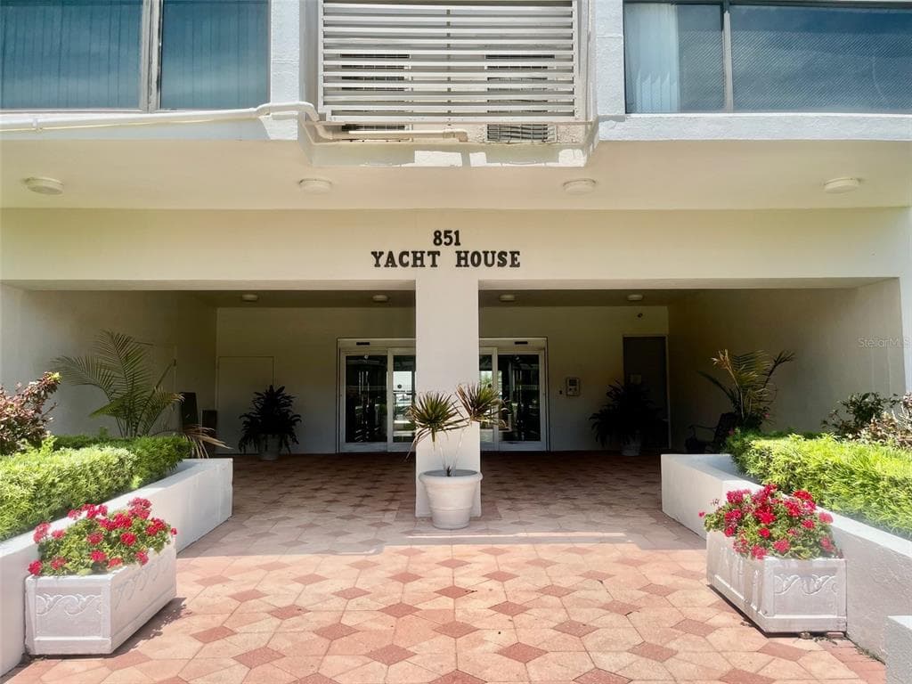 851 BAYWAY BOULEVARD # 405, CLEARWATER BEACH, FL 33767 — zdjęcie 2