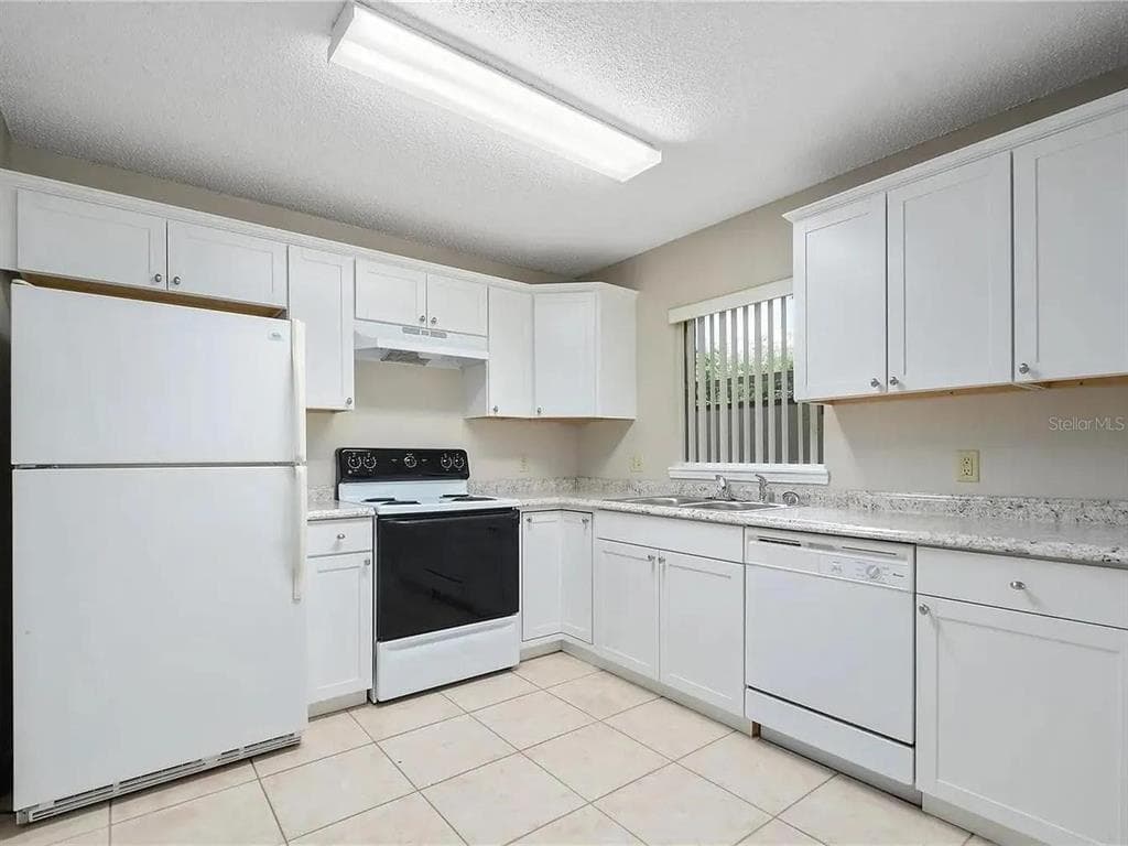 1600 CIMARRON HILLS DRIVE, APOPKA, FL 32703 — zdjęcie 2