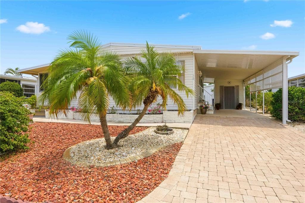 16 S GRANADA PLAZA, ENGLEWOOD, FL 34223