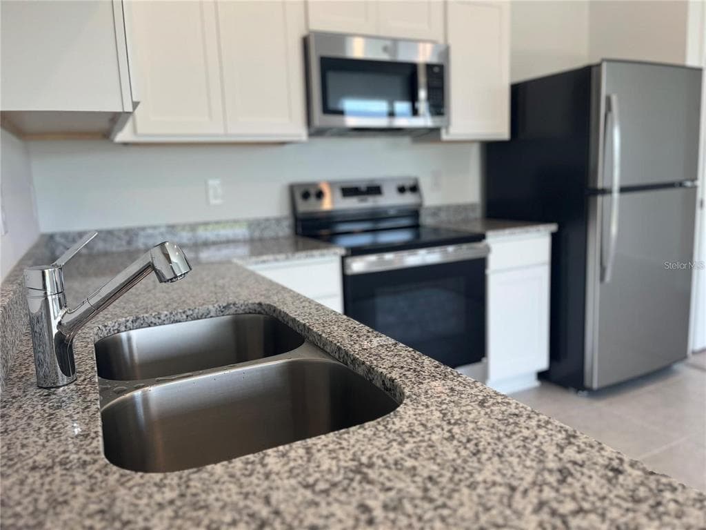 3301 VESARA DRIVE, DAVENPORT, FL 33837 — zdjęcie 4
