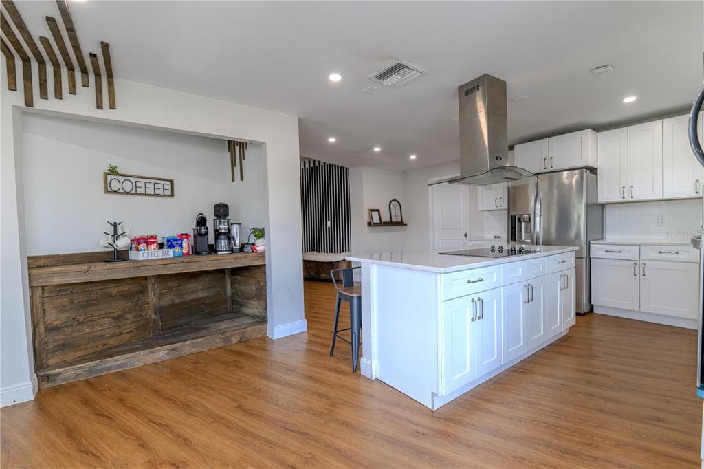 800 S KEENE ROAD, CLEARWATER, FL 33756 — zdjęcie 5