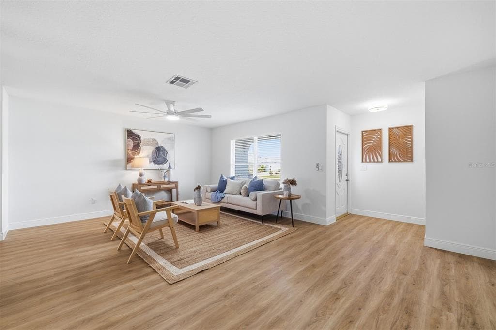 1616 BENTWOOD DRIVE, SUN CITY CENTER, FL 33573 — zdjęcie 4