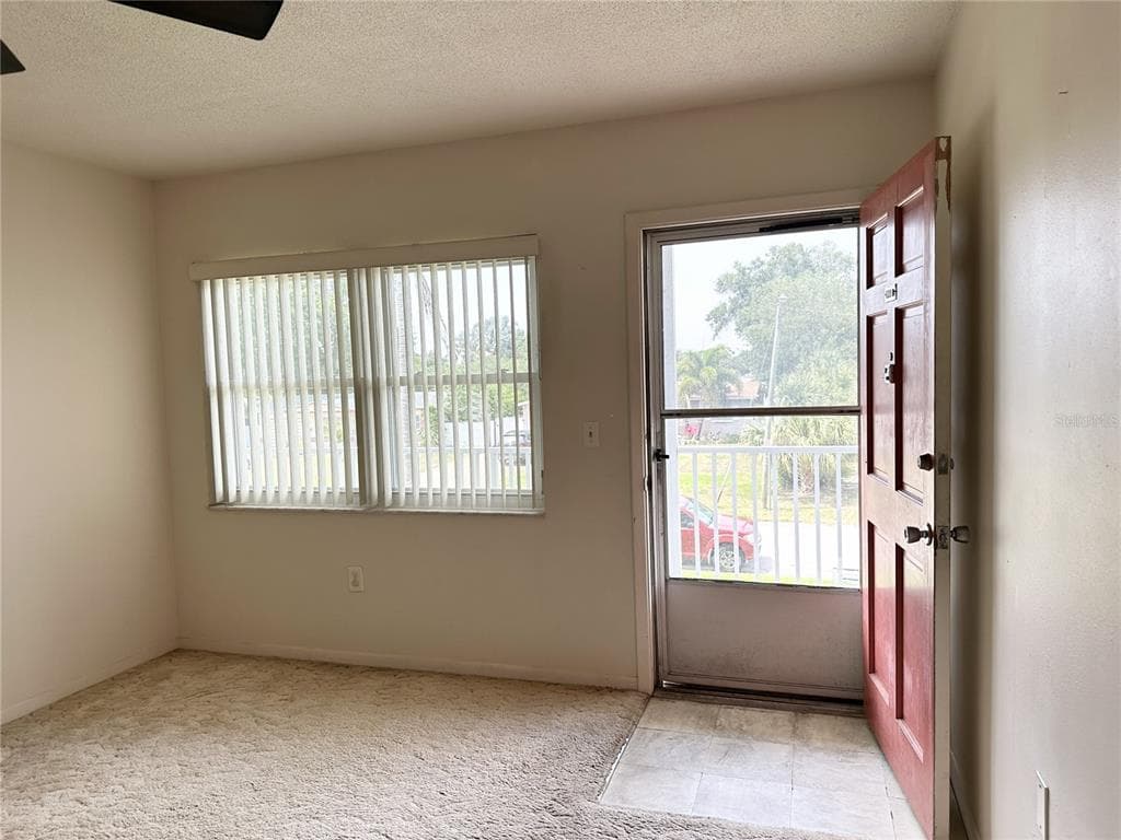 5728 14TH AVENUE N # 206B, ST PETERSBURG, FL 33710 — zdjęcie 4