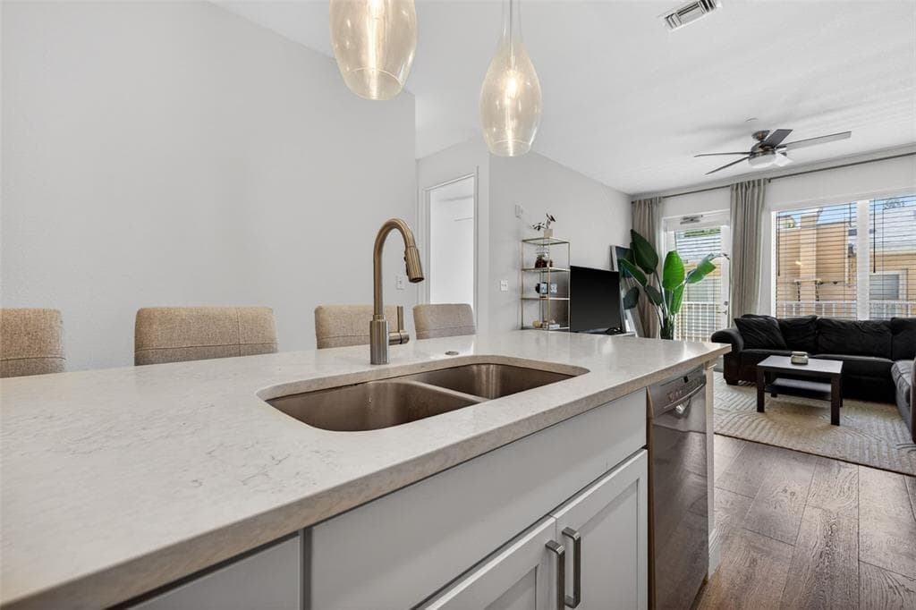 644 3RD AVENUE S # 202, ST PETERSBURG, FL 33701 — zdjęcie 5