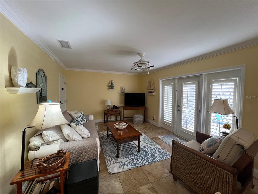 5164 BEACH DRIVE SE # B furnished, ST PETERSBURG, FL 33705 — zdjęcie 2