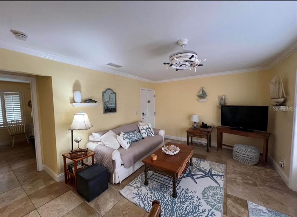5164 BEACH DRIVE SE # B furnished, ST PETERSBURG, FL 33705 — zdjęcie 3