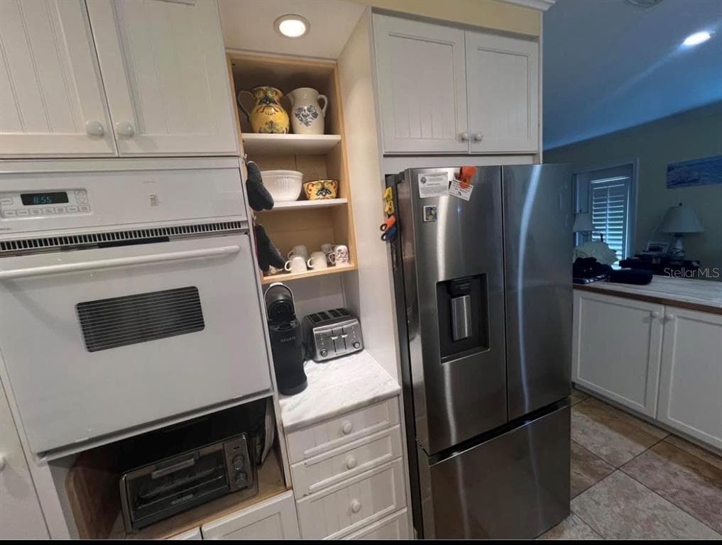 5164 BEACH DRIVE SE # B furnished, ST PETERSBURG, FL 33705 — zdjęcie 4