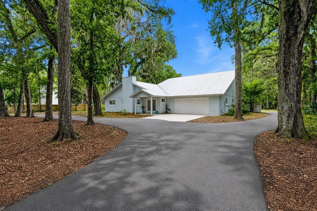 555 WILDWOOD DRIVE, NEW SMYRNA BEACH, FL 32168