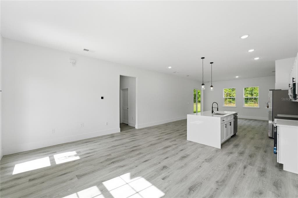 226 E CALDWELL DRIVE, DUNNELLON, FL 34434 — zdjęcie 4