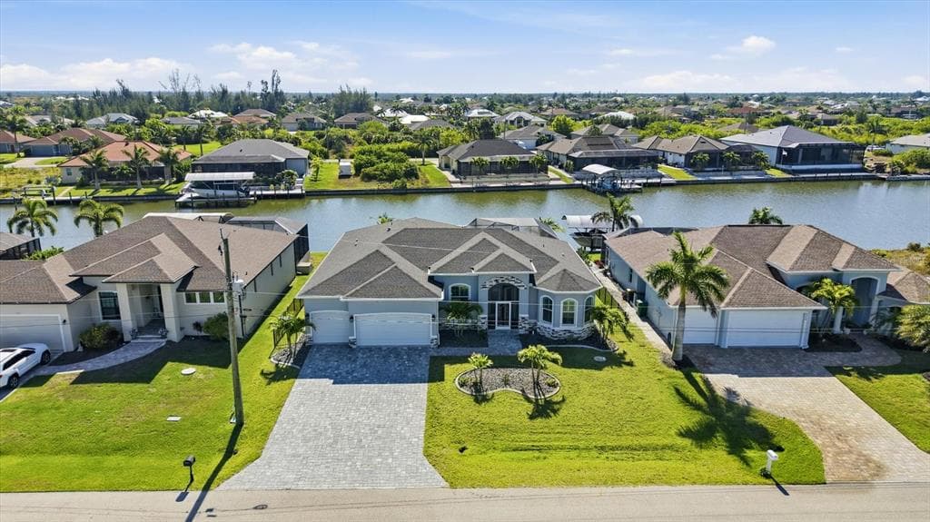 8314 TRACY CIRCLE, PORT CHARLOTTE, FL 33981