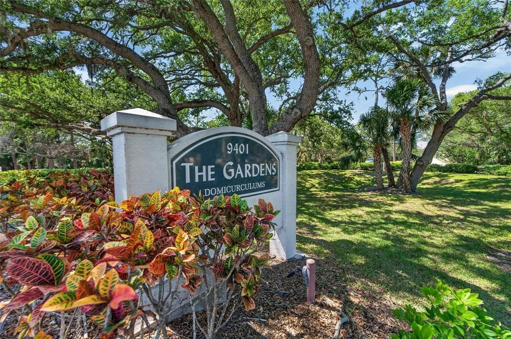 8039 GARDEN DRIVE # 205, SEMINOLE, FL 33777