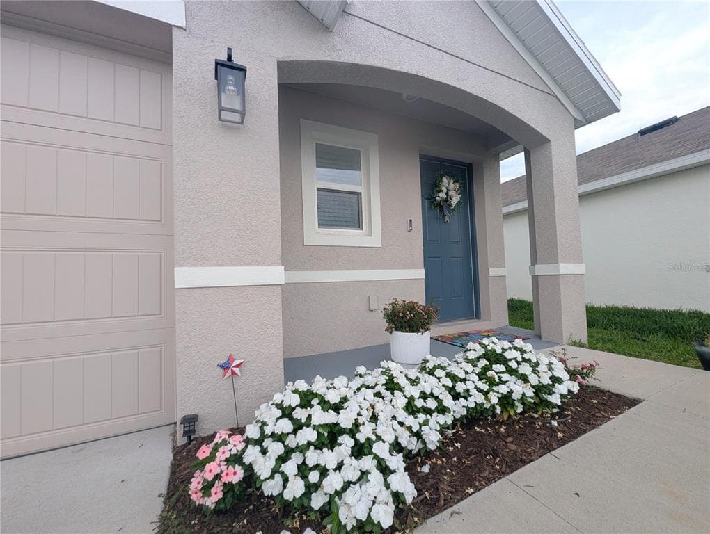 37377 ANGEL WINGS AVENUE, ZEPHYRHILLS, FL 33541 — zdjęcie 2