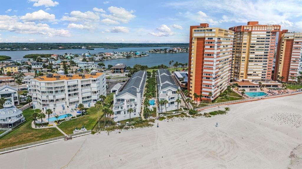 17960 GULF BOULEVARD # 121, REDINGTON SHORES, FL 33708 — zdjęcie 2