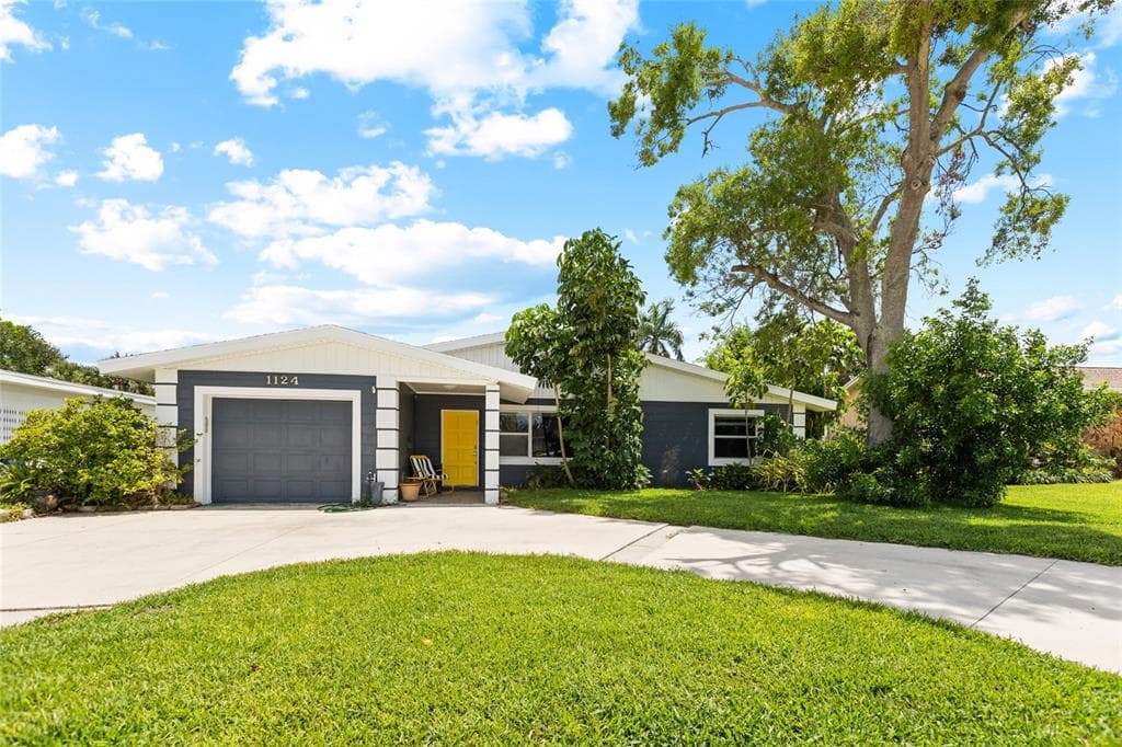 1124 40TH AVENUE NE, ST PETERSBURG, FL 33703 — zdjęcie 4