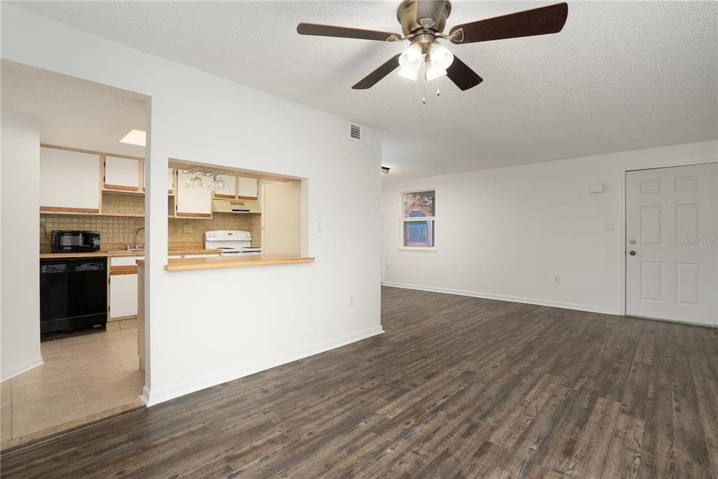 22291 WESTCHESTER BOULEVARD # 301, PORT CHARLOTTE, FL 33952 — zdjęcie 2