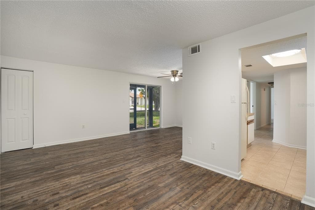 22291 WESTCHESTER BOULEVARD # 301, PORT CHARLOTTE, FL 33952 — zdjęcie 4