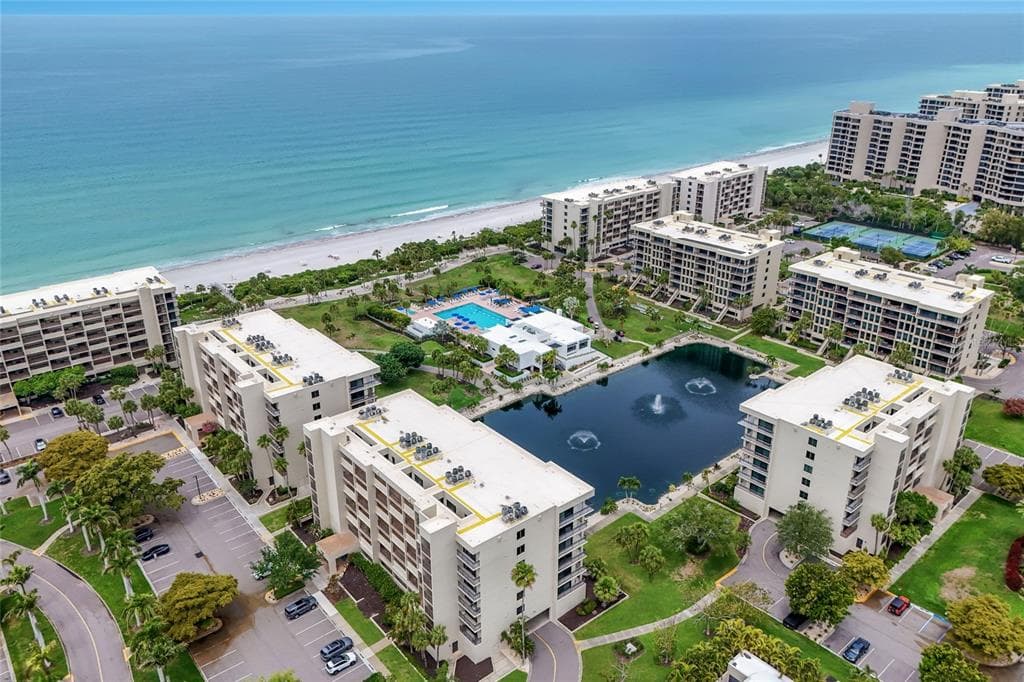 1095 GULF OF MEXICO DRIVE # 102, LONGBOAT KEY, FL 34228