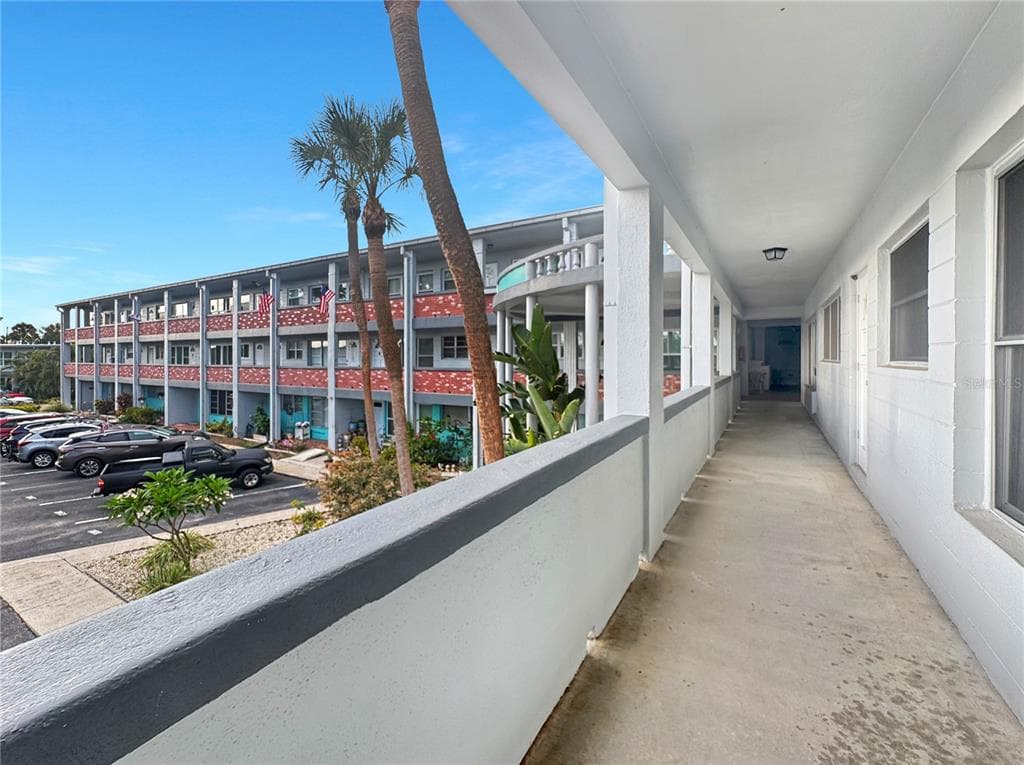 4300 58TH STREET N # 1915, KENNETH CITY, FL 33709 — zdjęcie 3