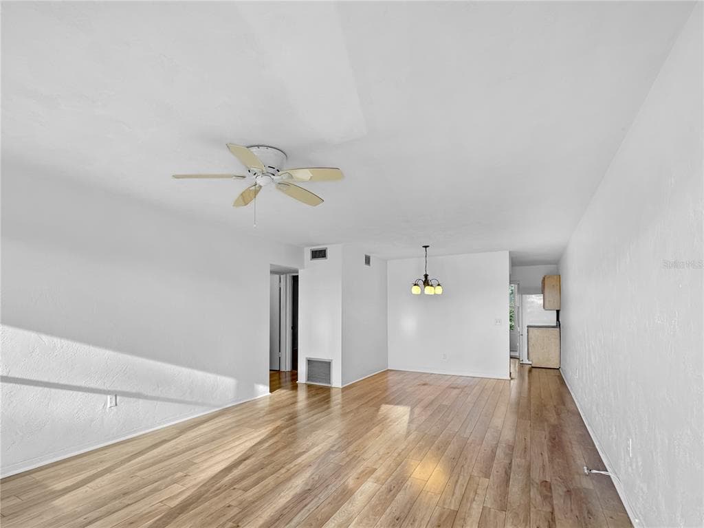 4300 58TH STREET N # 1915, KENNETH CITY, FL 33709 — zdjęcie 4