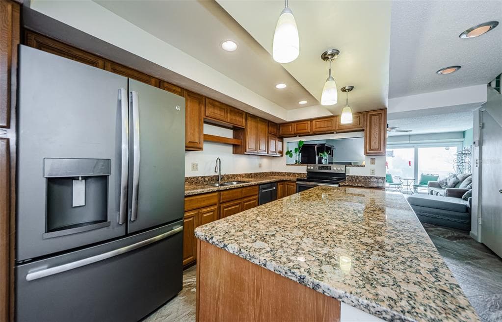 433 S PAULA DRIVE # 17, DUNEDIN, FL 34698 — zdjęcie 5