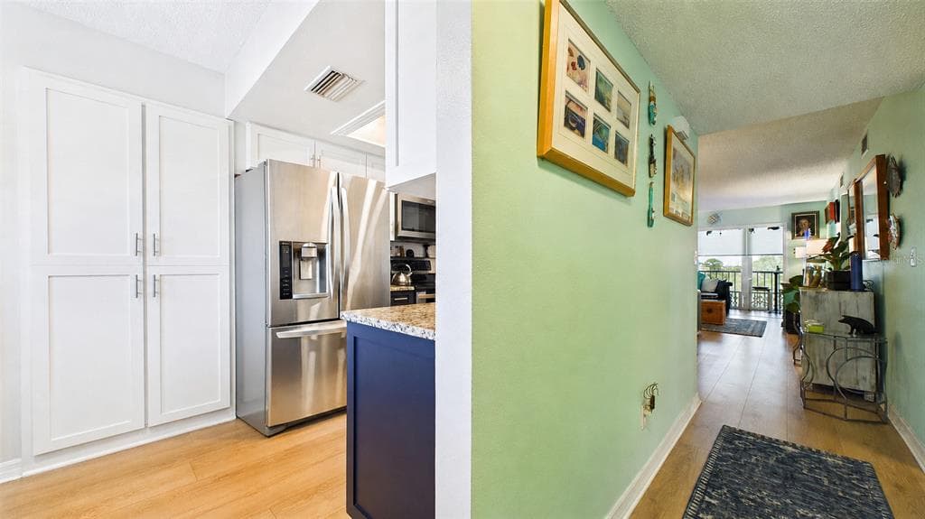 5775 PARK STREET N # 410, ST PETERSBURG, FL 33709 — zdjęcie 4