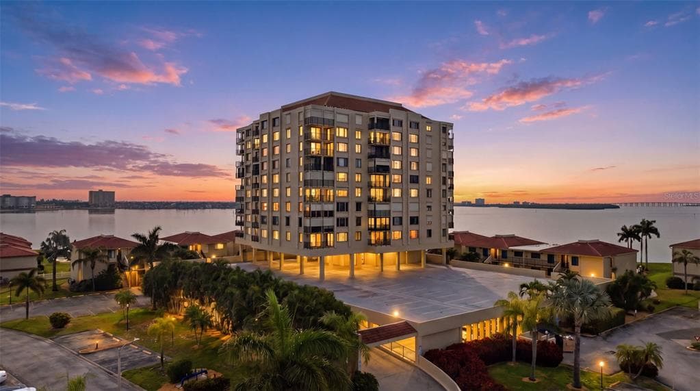 6322 PALMA DEL MAR BOULEVARD S # 606, ST PETERSBURG, FL 33715