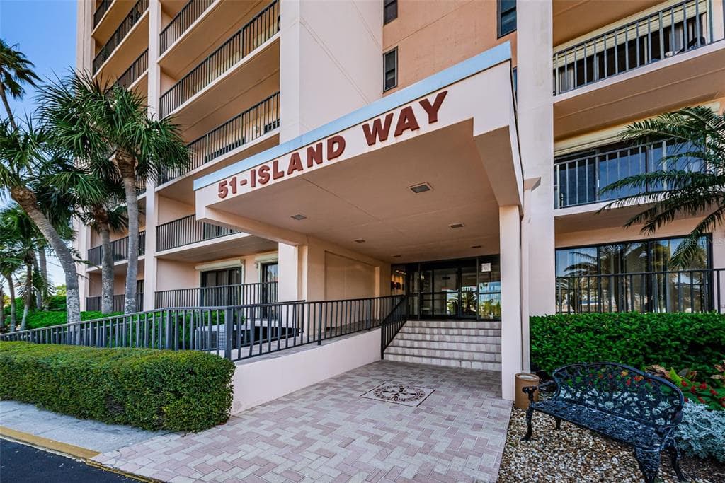 51 ISLAND WAY # 306, CLEARWATER BEACH, FL 33767 — zdjęcie 2