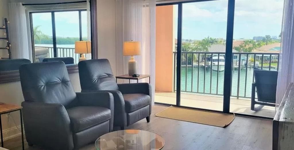 51 ISLAND WAY # 306, CLEARWATER BEACH, FL 33767 — zdjęcie 4