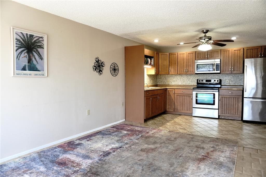 4334 TAHITIAN GARDENS CIRCLE # C, HOLIDAY, FL 34691 — zdjęcie 4