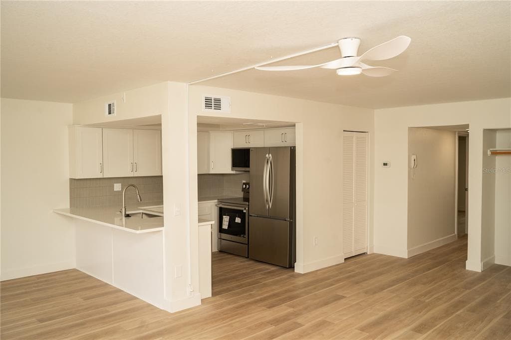 661 POINSETTIA AVENUE # 108, CLEARWATER BEACH, FL 33767 — zdjęcie 3