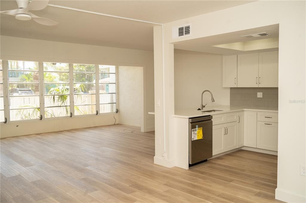 661 POINSETTIA AVENUE # 108, CLEARWATER BEACH, FL 33767 — zdjęcie 5