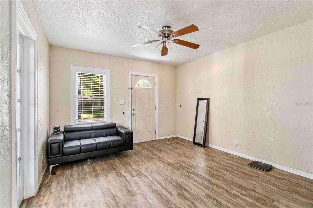 4411 3RD AVENUE S, ST PETERSBURG, FL 33711 — zdjęcie 5