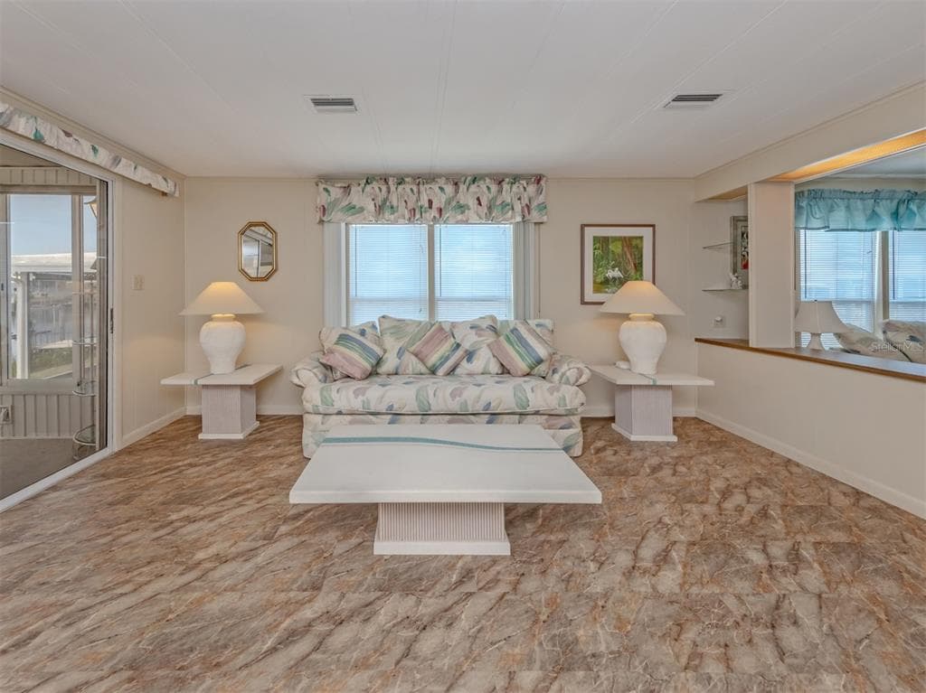 132 MARTINIQUE ROAD, NORTH PORT, FL 34287 — zdjęcie 4