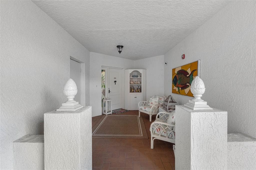 200 121ST AVENUE # 104, TREASURE ISLAND, FL 33706 — zdjęcie 4