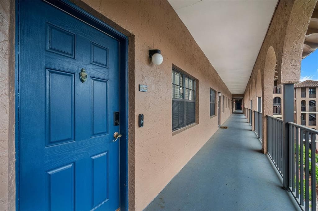 6100 GULFPORT BOULEVARD S # 402, GULFPORT, FL 33707 — zdjęcie 3