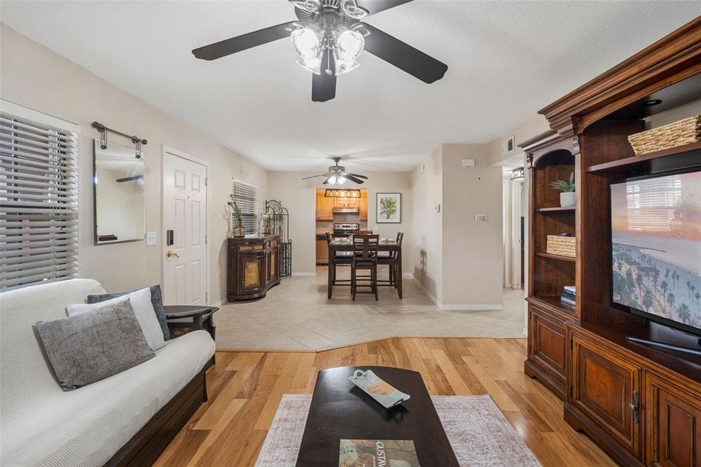 6100 GULFPORT BOULEVARD S # 402, GULFPORT, FL 33707 — zdjęcie 5