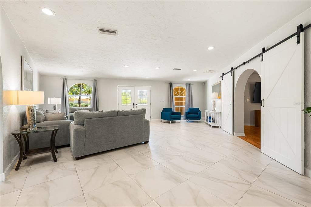 3524 S SCHOOL AVENUE, SARASOTA, FL 34239 — zdjęcie 5