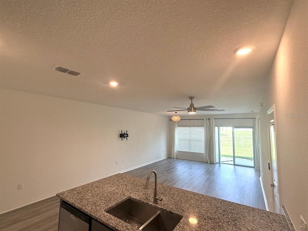 710 STONEY POINT CIRCLE, DAVENPORT, FL 33896 — zdjęcie 3