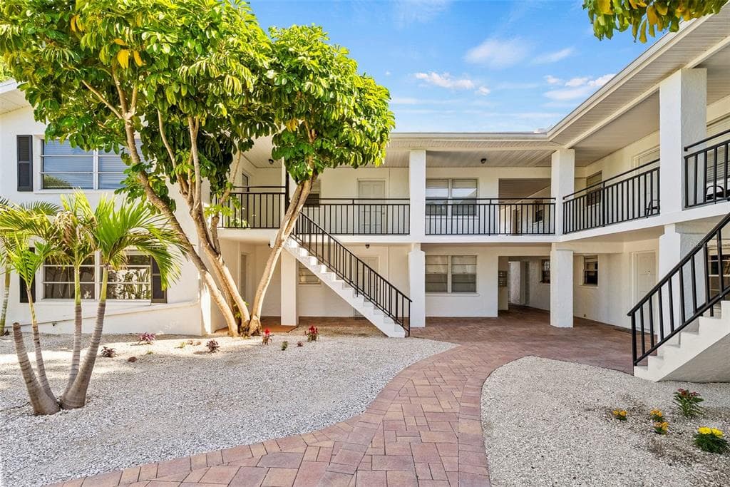 3036 6TH AVENUE N, ST PETERSBURG, FL 33713