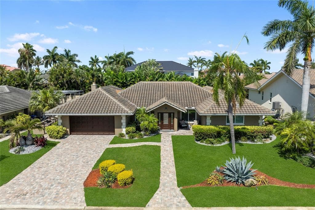 6129 LEELAND STREET S, ST PETERSBURG, FL 33715