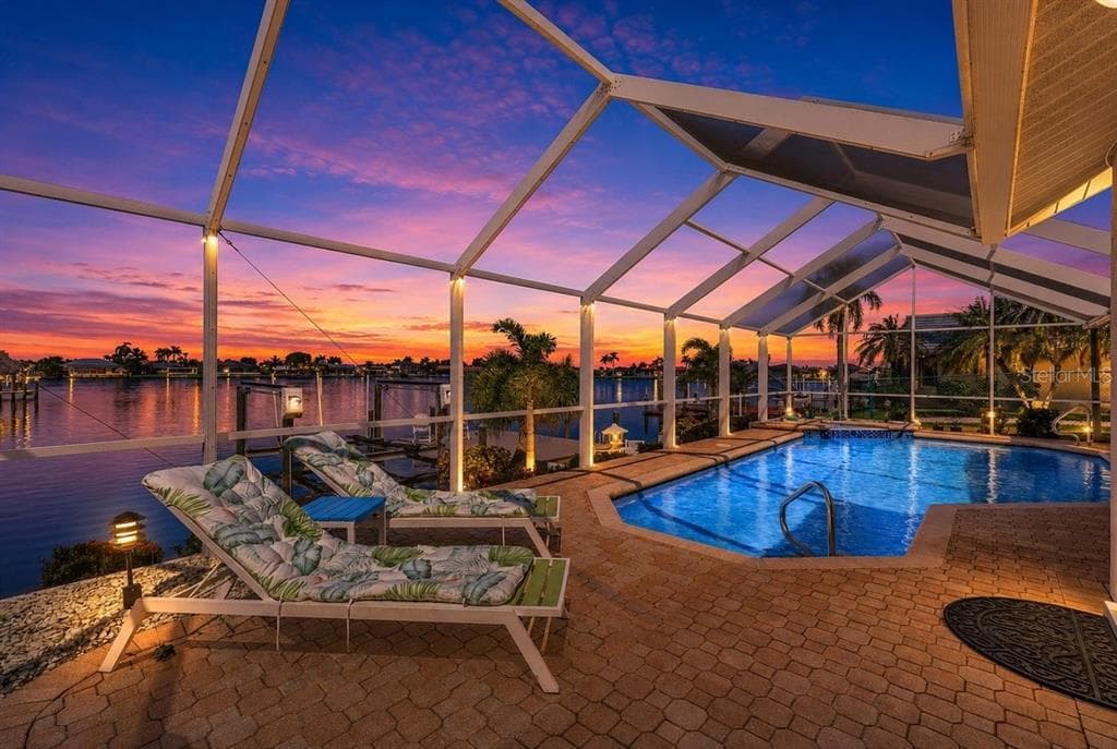 719 EL DORADO PARKWAY W, CAPE CORAL, FL 33914