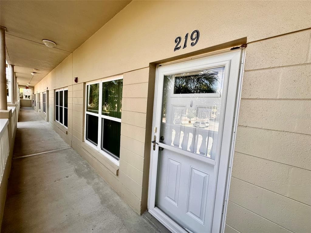 2020 SHANGRILA DRIVE # 219, CLEARWATER, FL 33763 — zdjęcie 2