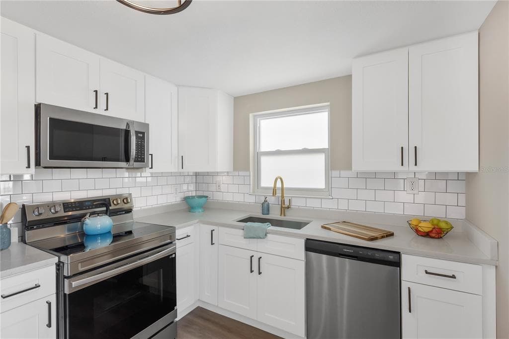 3111 COLDWELL DRIVE, HOLIDAY, FL 34691 — zdjęcie 2