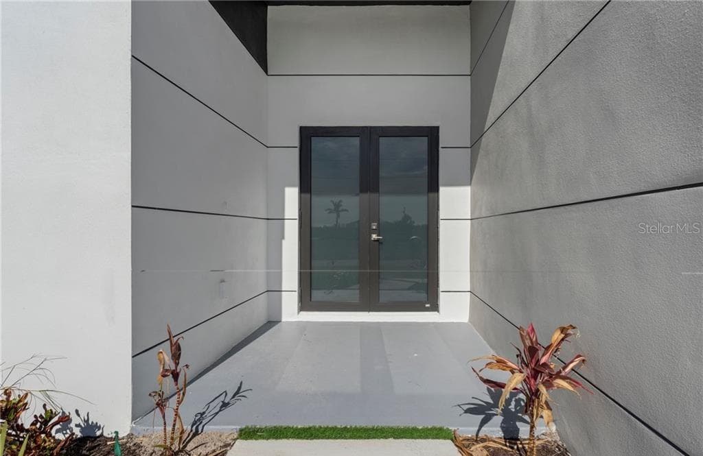 4233 JACARANDA PARKWAY W, CAPE CORAL, FL 33993 — zdjęcie 2