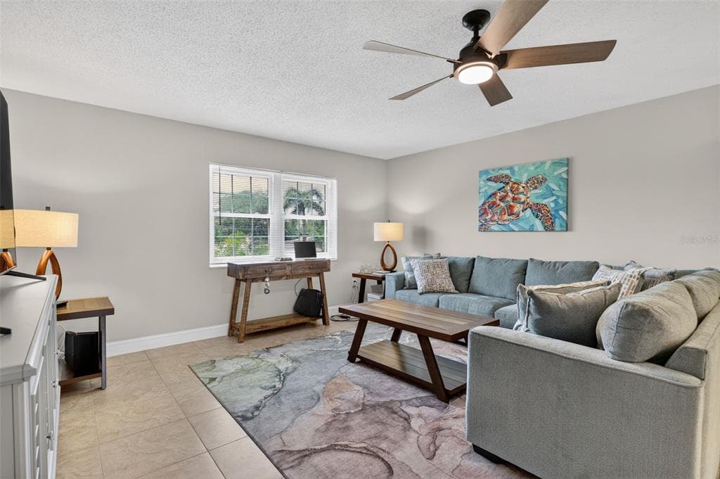 1706 BELLEAIR FOREST DRIVE # 220, BELLEAIR, FL 33756 — zdjęcie 3