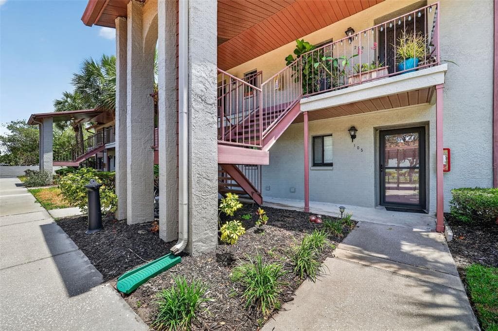731 83RD AVENUE N # 105, ST PETERSBURG, FL 33702
